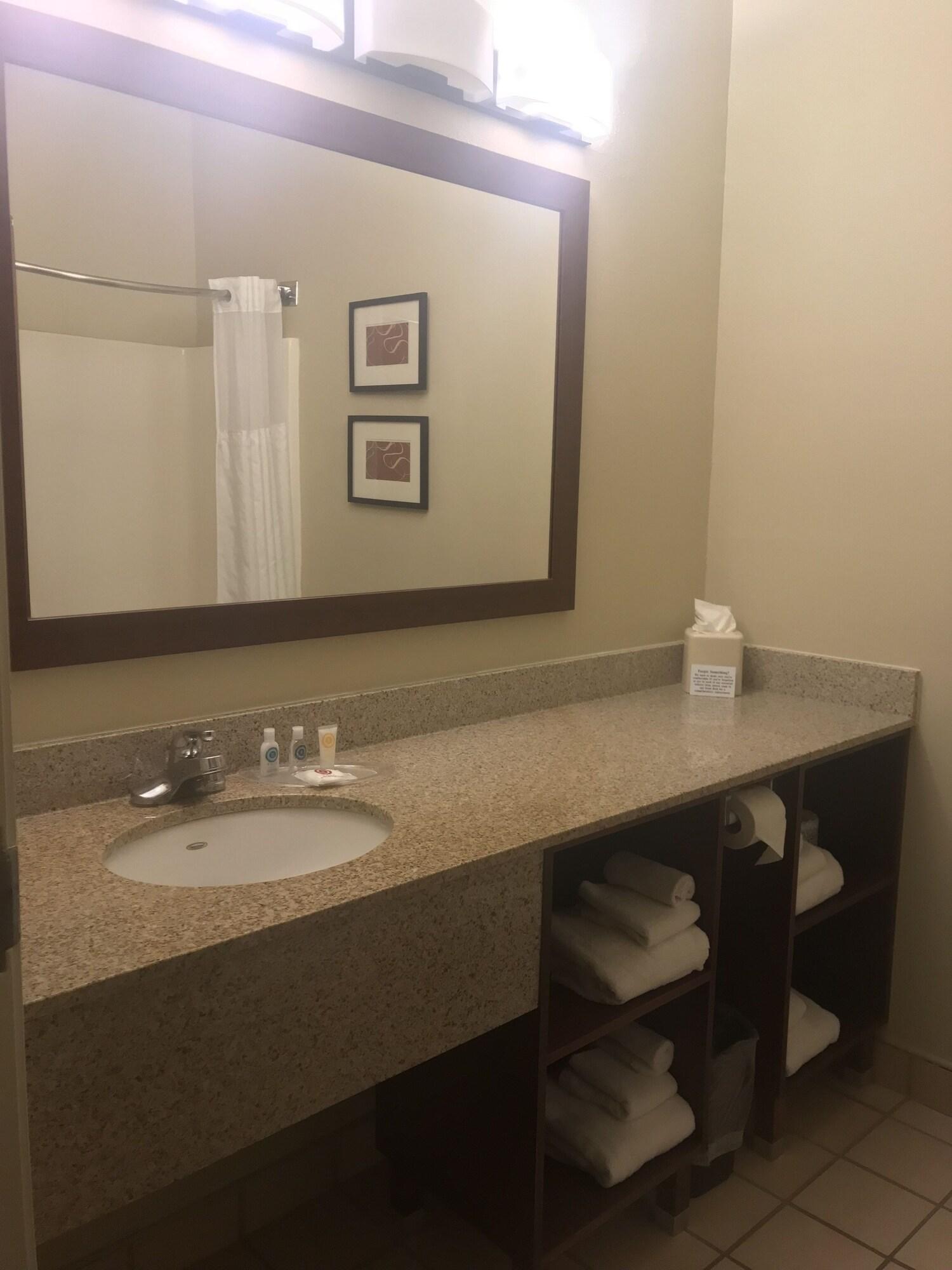 Spark By Hilton Indianapolis Northeast פישרס מראה חיצוני תמונה