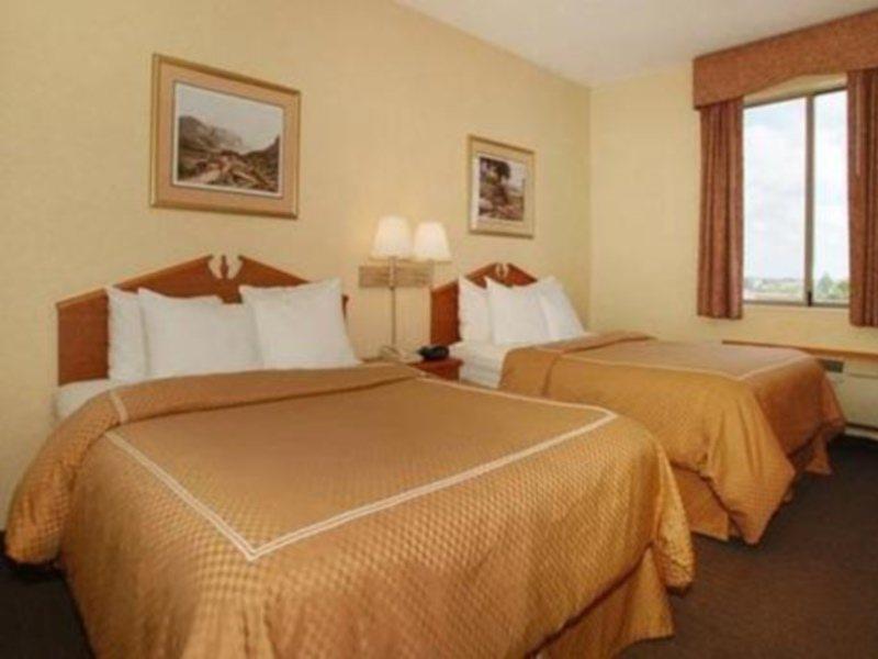 Spark By Hilton Indianapolis Northeast פישרס חדר תמונה